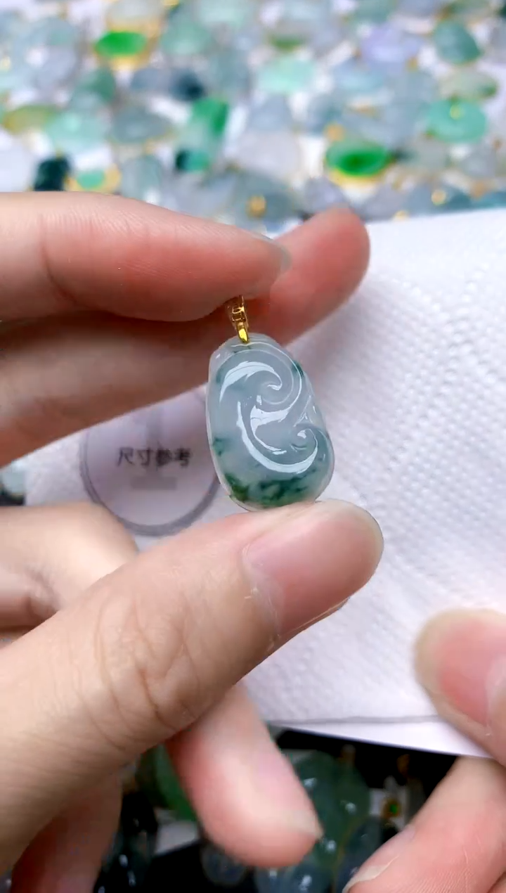 颈饰银S925镶嵌翡翠天然A货翡翠