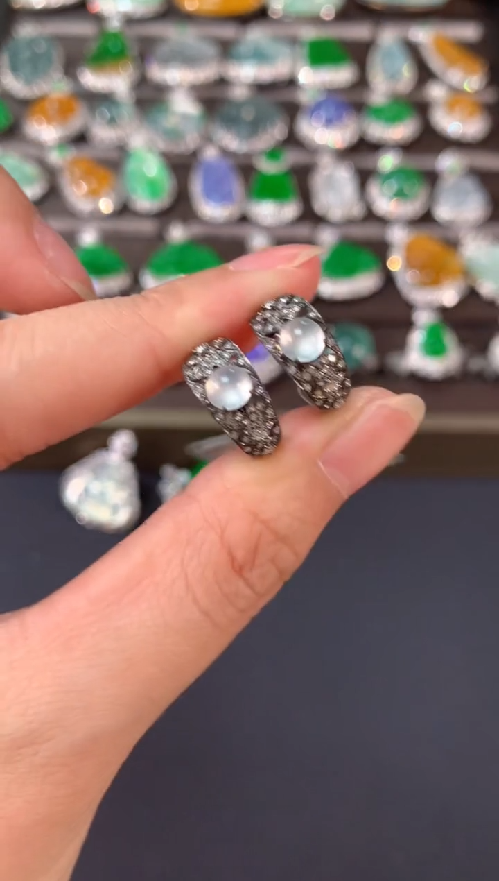 【闪购商品】翡翠耳饰18K金镶嵌B692|3800