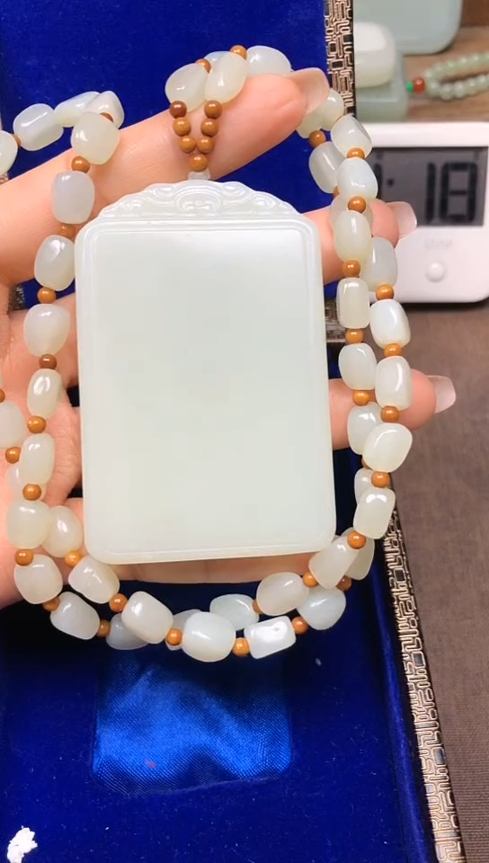 【闪购商品】和田玉颈饰未镶嵌无事牌