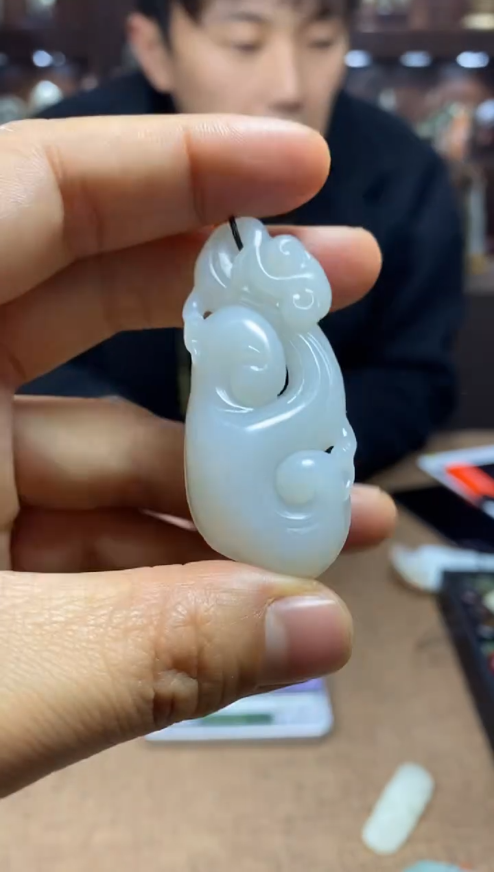 【闪购商品】和田玉颈饰未镶嵌挂件