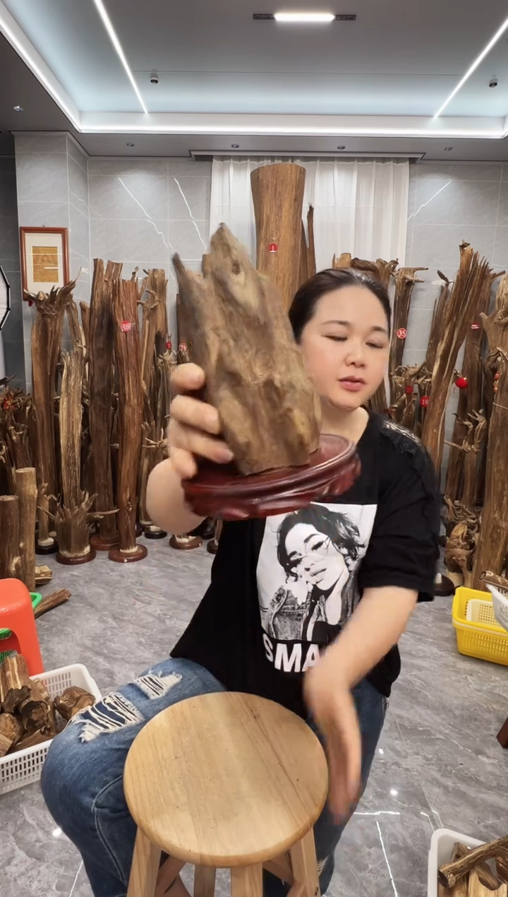 沉香碎屑沉香沉香原料