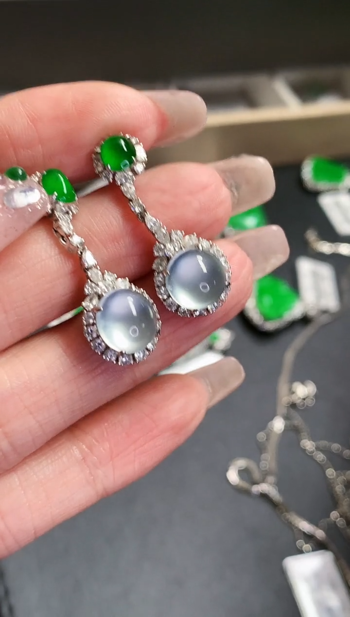 【闪购商品】翡翠耳饰18K金镶嵌耳饰