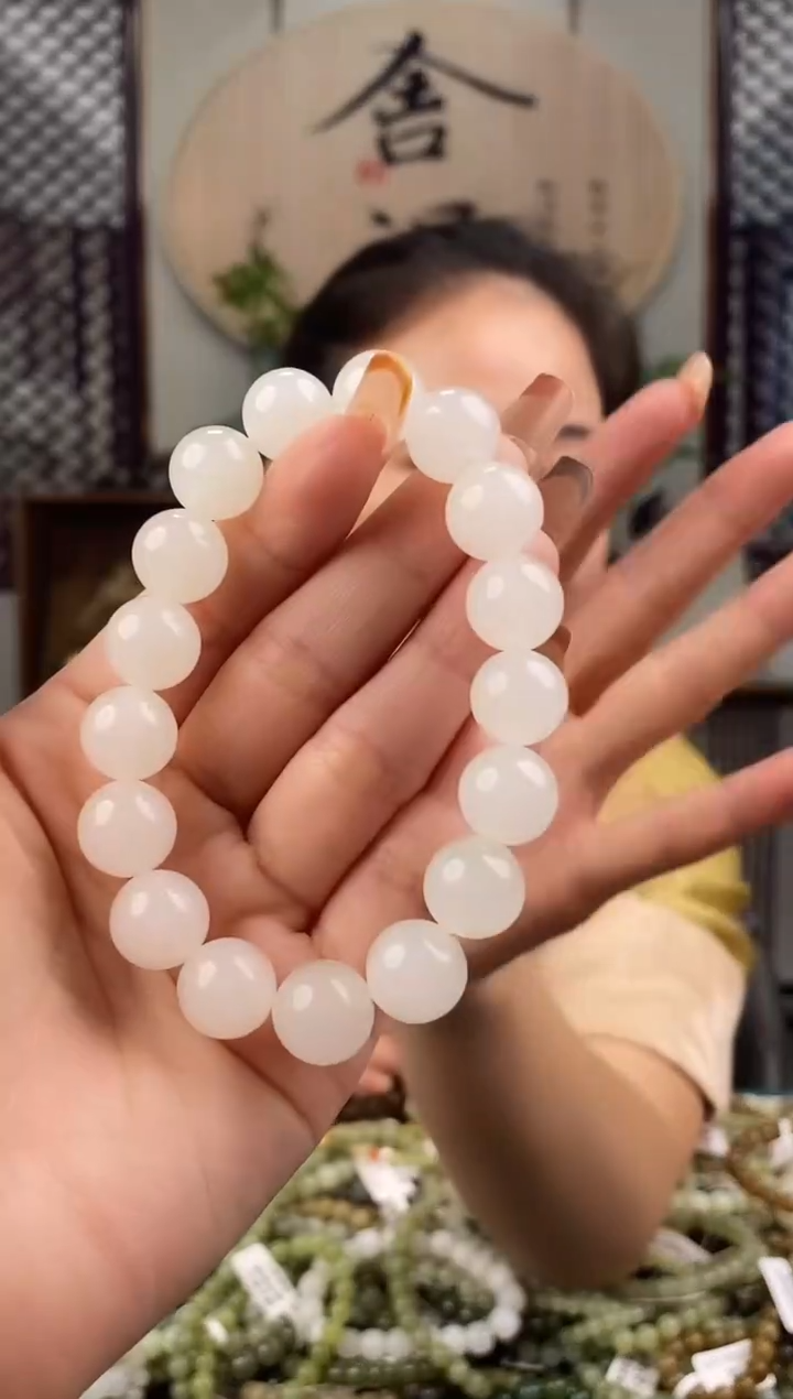 和田玉未镶嵌颈饰拍一发一