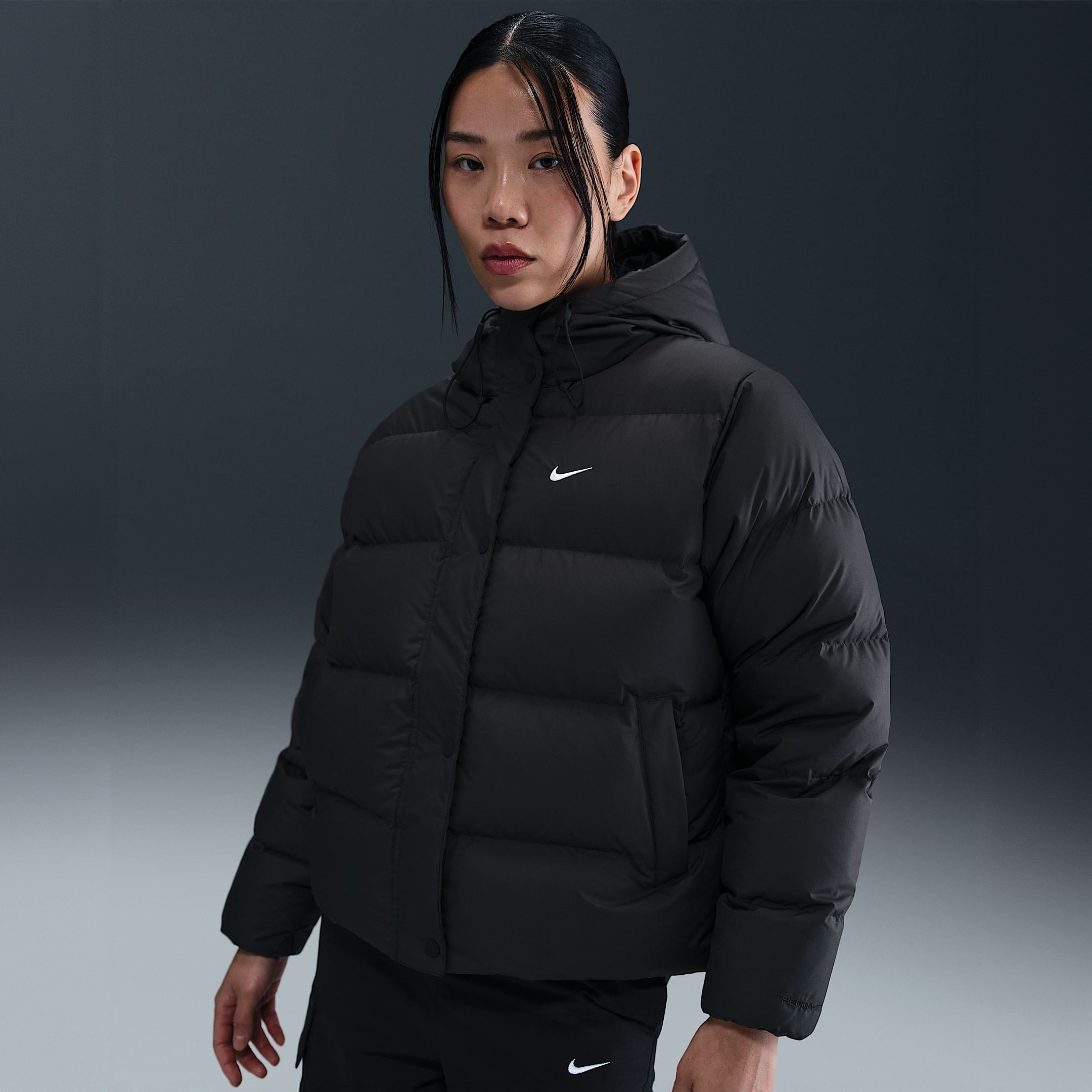 NIKE/耐克Therma-FIT耐克都会系列女子拒水羽绒连帽夹克IH0728