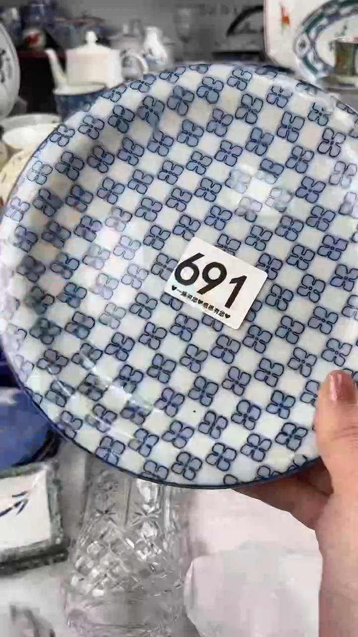 茶**姐       691 