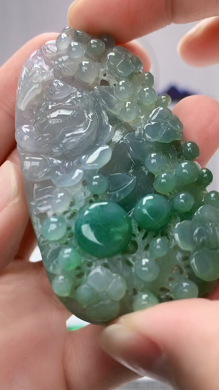 【闪购商品】定制翡翠未镶嵌4852bb-毛货挂件82