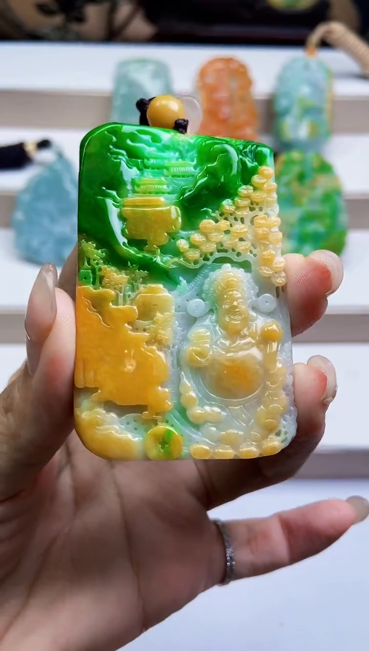 颈饰未镶嵌翡翠翡翠A货