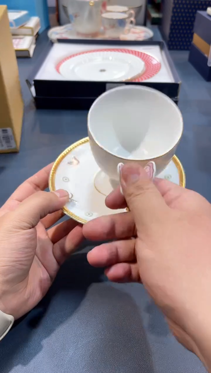 【闪购商品】碗F829全场正品，京东包邮