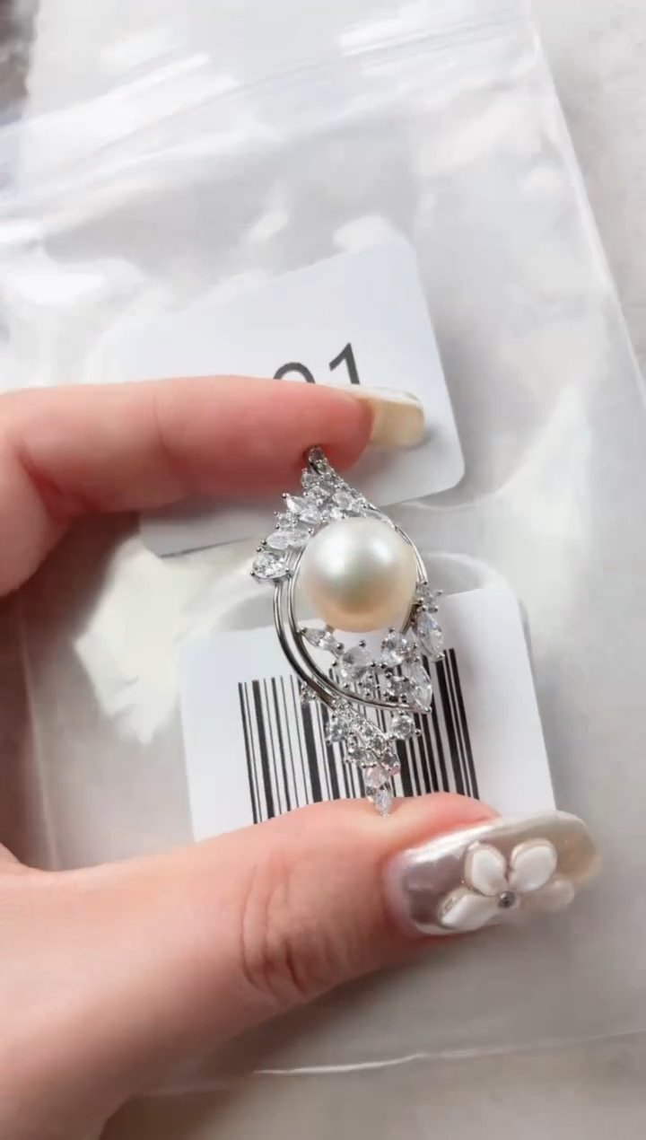 银S925镶嵌吊坠海水珍珠Z91