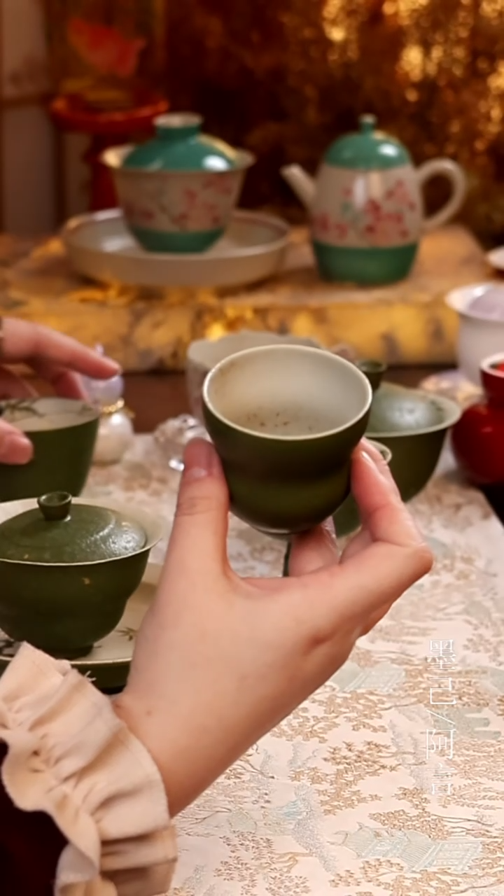 茶杯                            