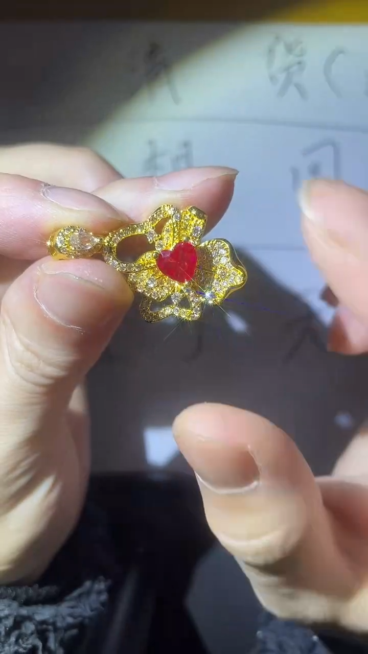 非金属无百搭经典时尚吊坠L836