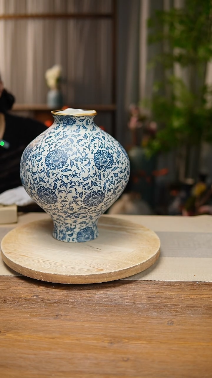 【闪购商品】陶瓷 花器青花瓷缠枝莲灯笼