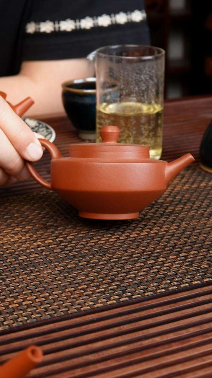 茶壶紫砂全手工中瑕钻石3