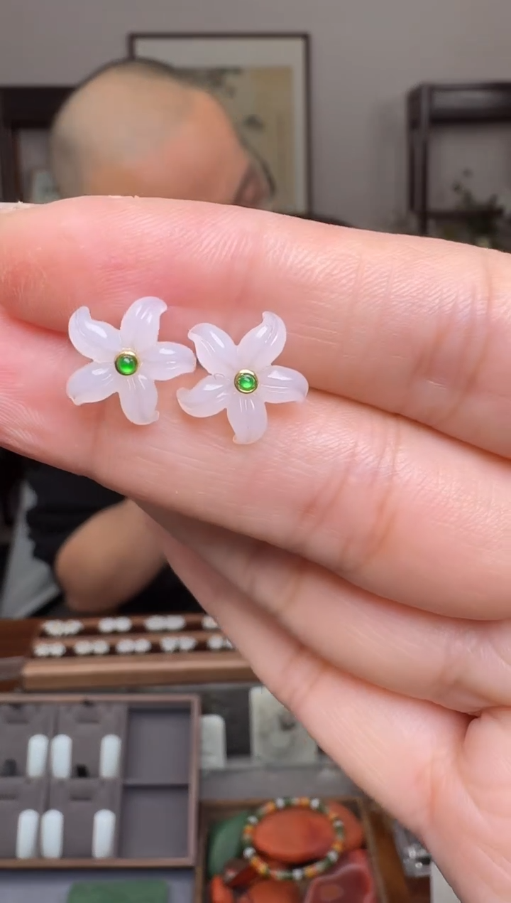 【闪购商品】和田玉挂件18K金镶嵌2728-5