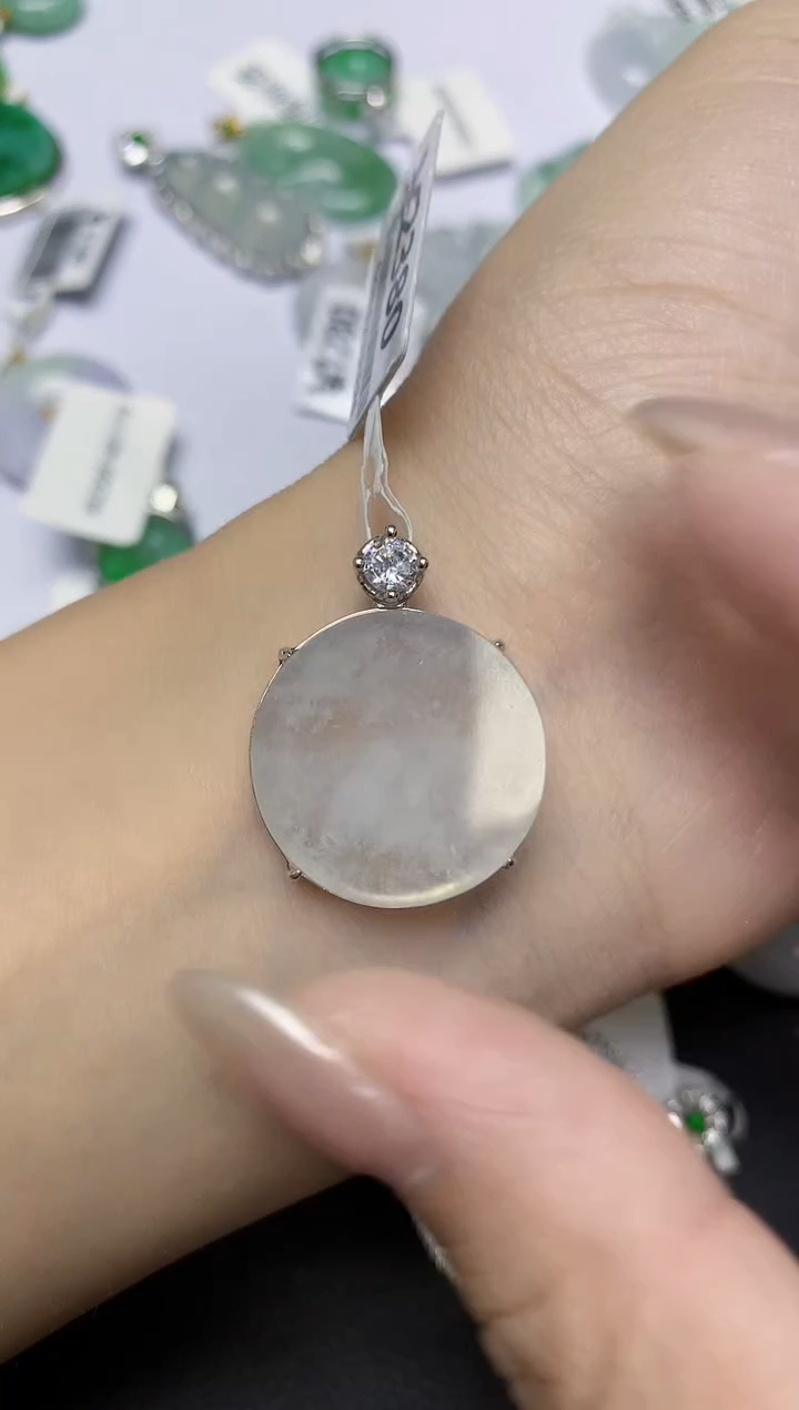 颈饰未镶嵌翡翠天然缅甸翡翠A货多样性发一件