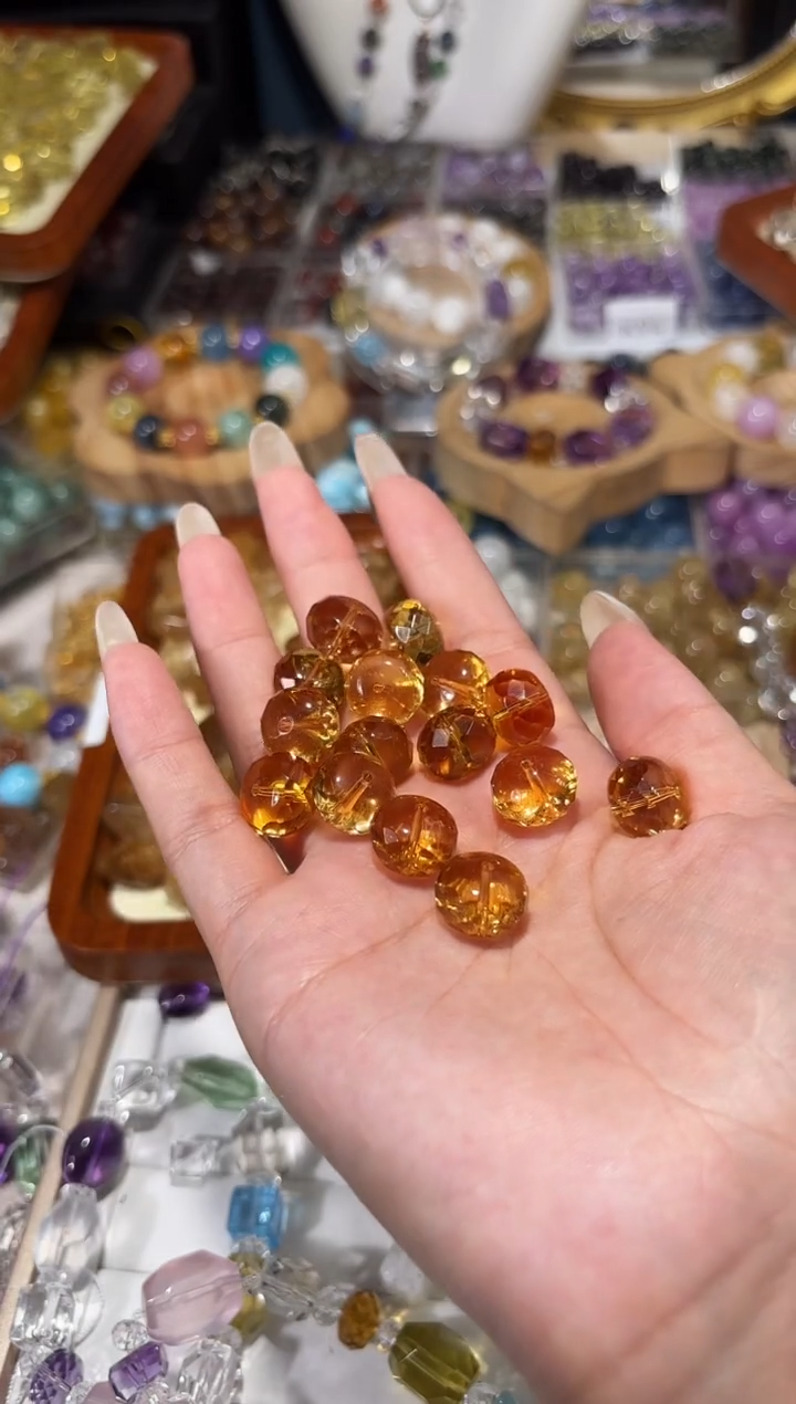 水晶手串未镶嵌爆力黄算盘珠一个宽卡14