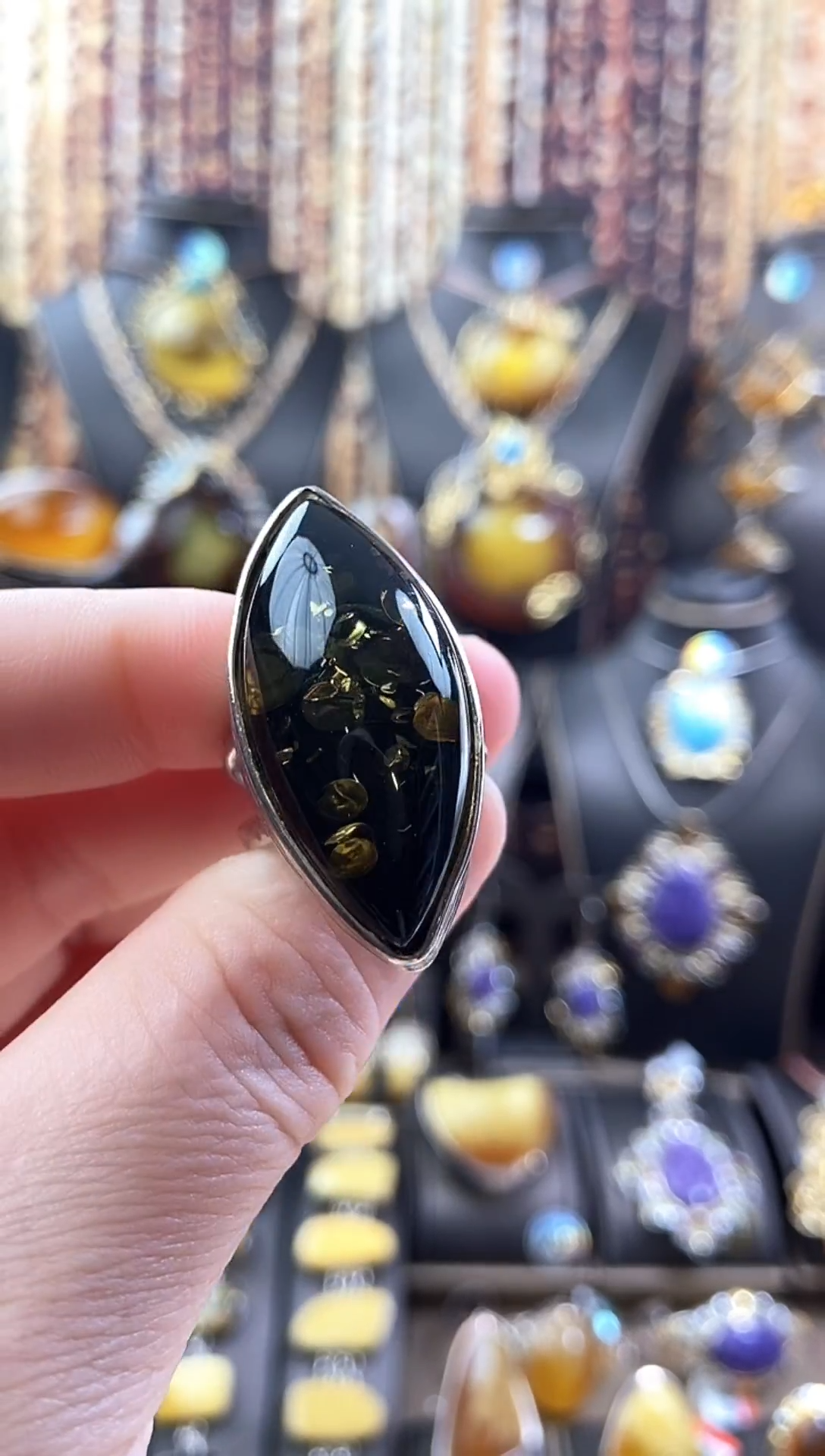 银S925镶嵌琥珀戒指戒指