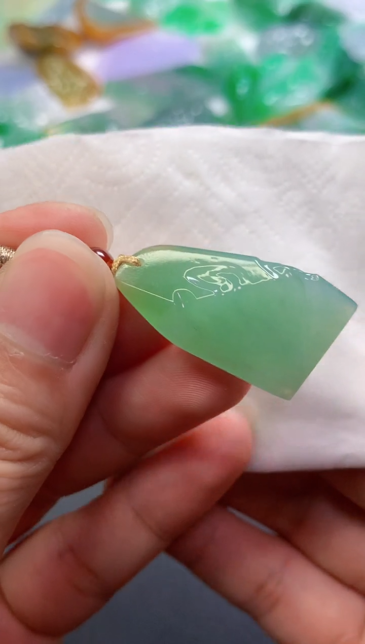 【闪购商品】翡翠吊坠(不含链)未镶嵌574