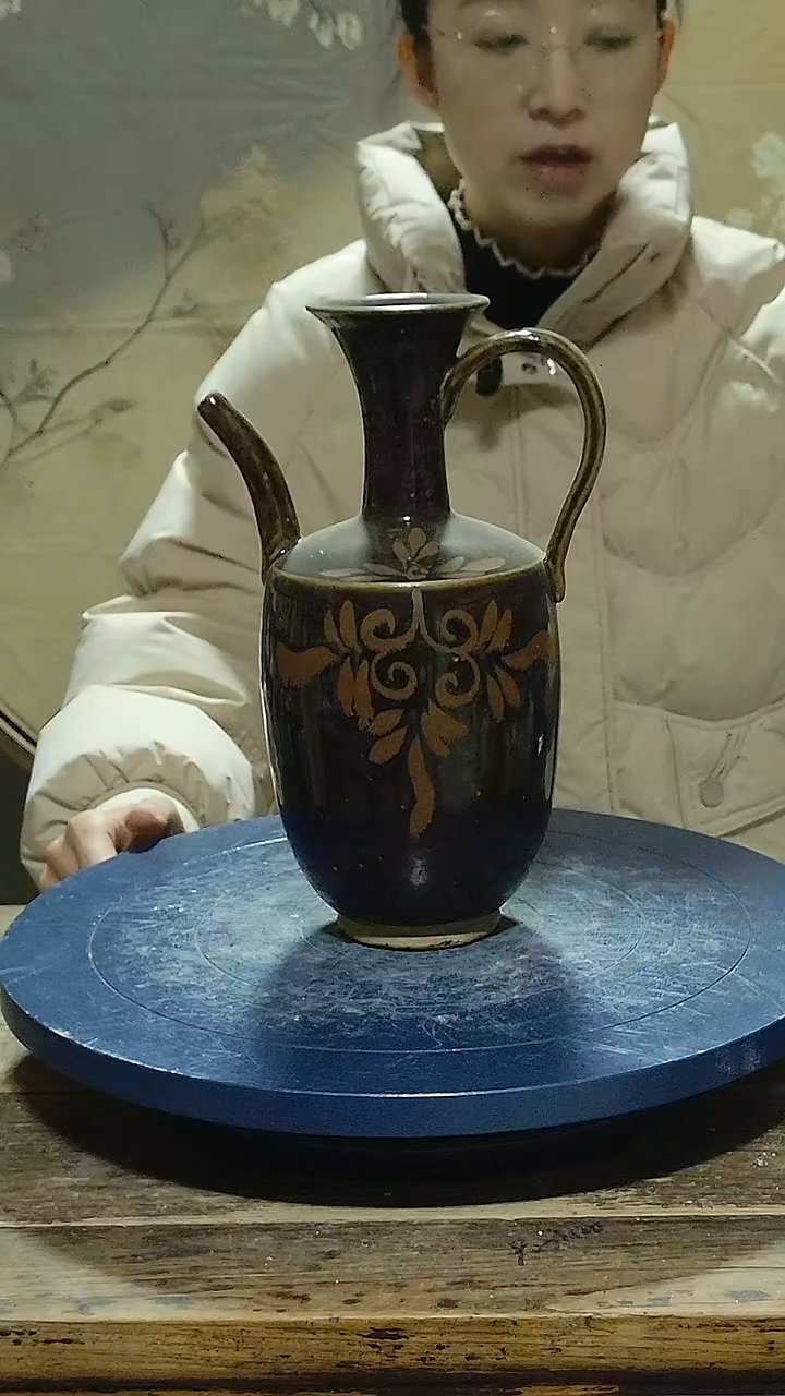 摆件磁州窑铁锈花执壶高30公分