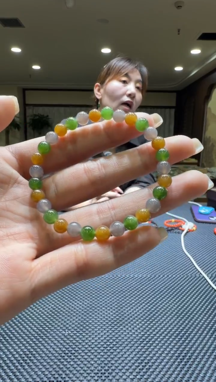 颈饰未镶嵌和田玉手串6mm