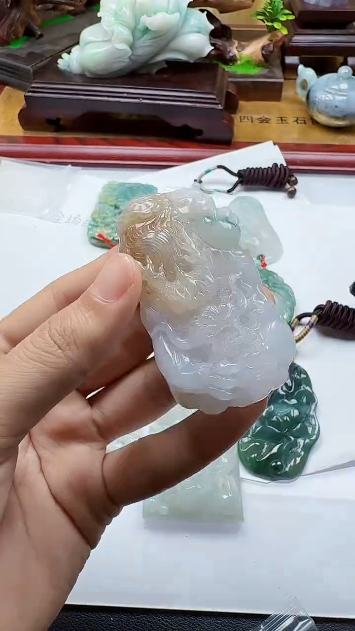 吊坠(不含链)未镶嵌翡翠1