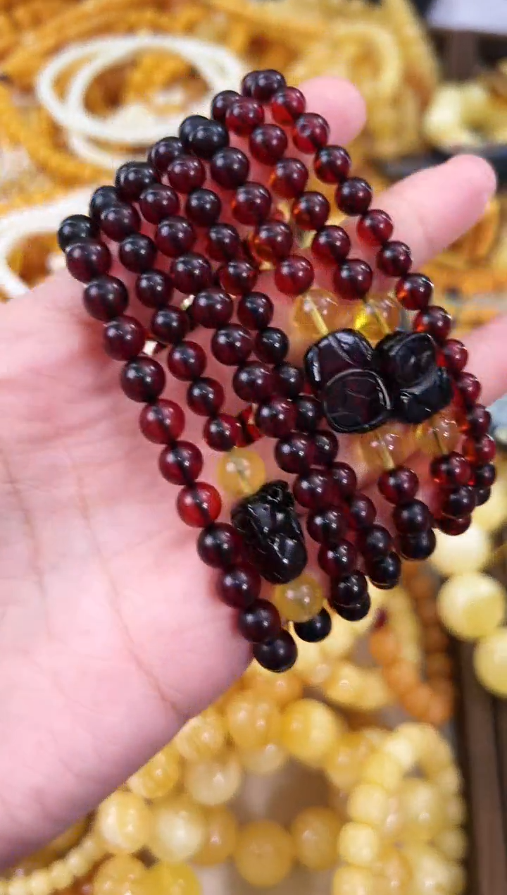 【闪购商品】琥珀手链未镶嵌蜜蜡手串多样性发其中一件