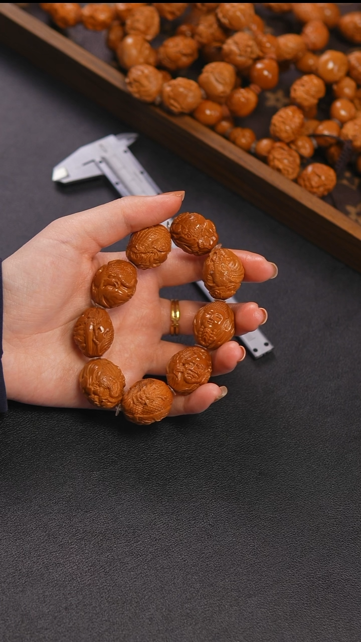 吊坠橄榄核群仙2.2