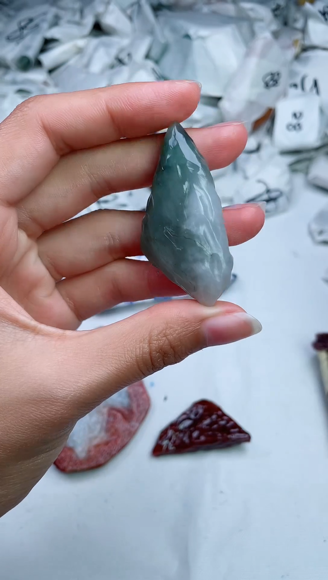 翡翠未镶嵌颈饰翡翠