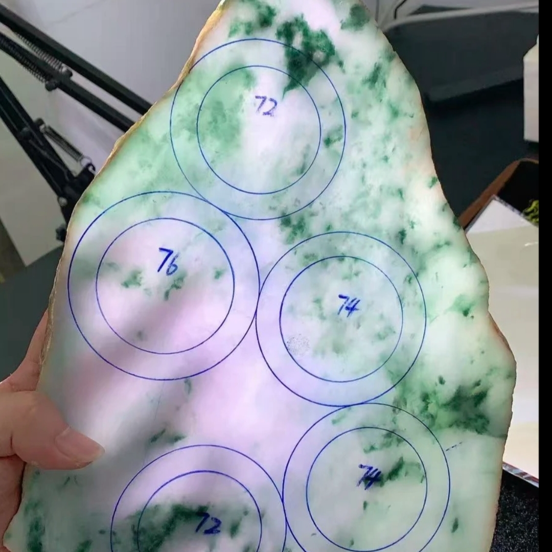 天然缅甸A货翡翠（客服链接请勿拍）