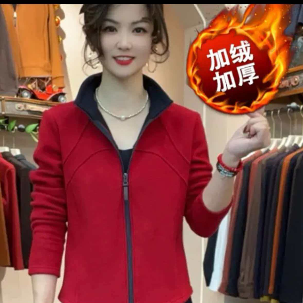 长袖短款冬季连帽时尚女装外套拉链运动保暖拼接