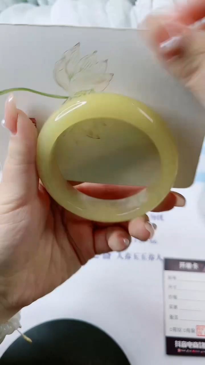 【闪购商品】石英质玉手镯未镶嵌1051960435-多样性发货