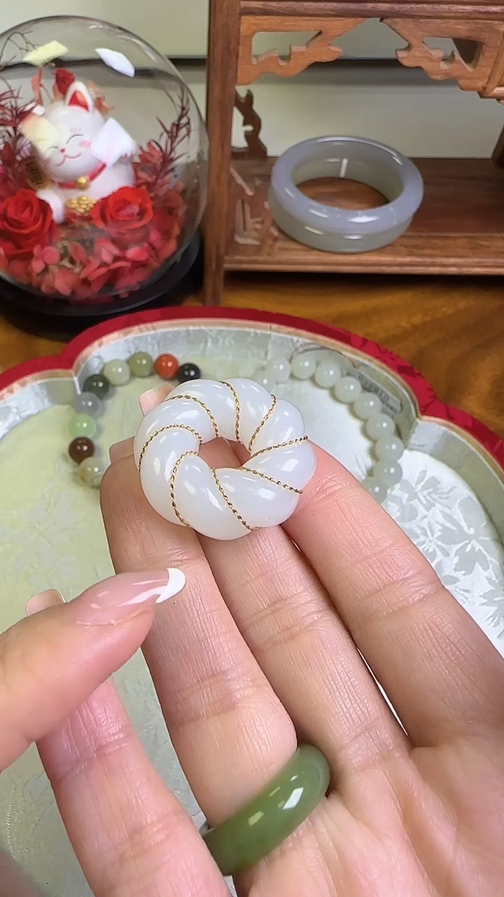 吊坠(不含链)18K金镶嵌和田玉YQ1205-1