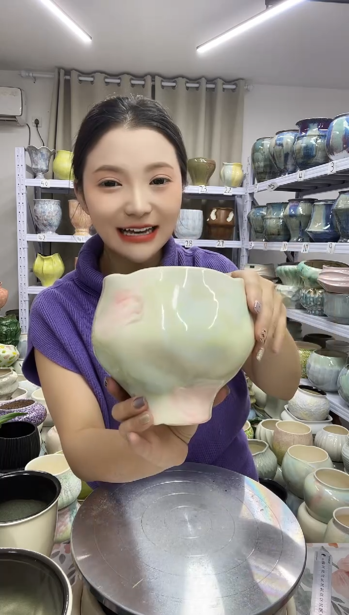 【12.4号】  花盆  高 ：13    口：11