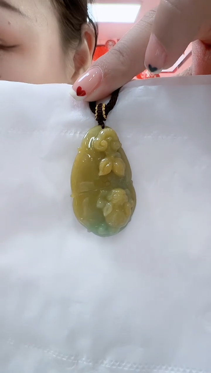 【闪购商品】翡翠颈饰未镶嵌孤品荷叶鱼