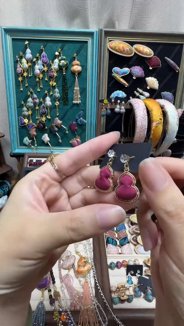 【孤品车6.16】玫红色香云纱葫芦耳针款