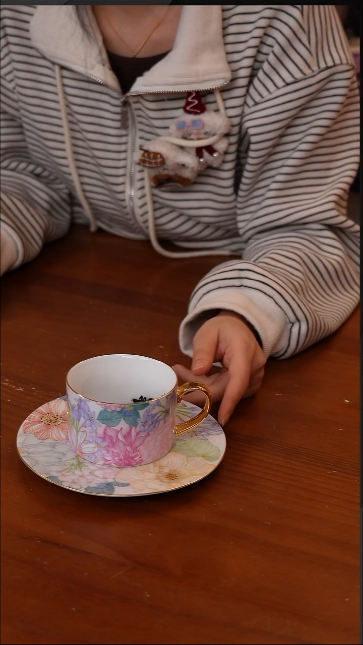 陶120-满庭芳云上单杯碟瓦楞盒装