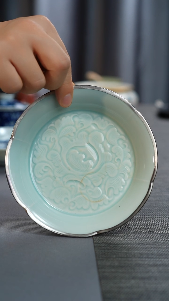 包银影青冰裂壶承