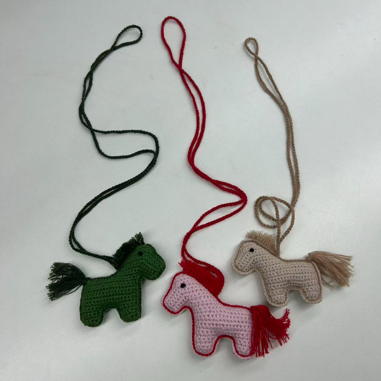 100%山羊绒小马手工编制工艺品艺术品羊绒制品