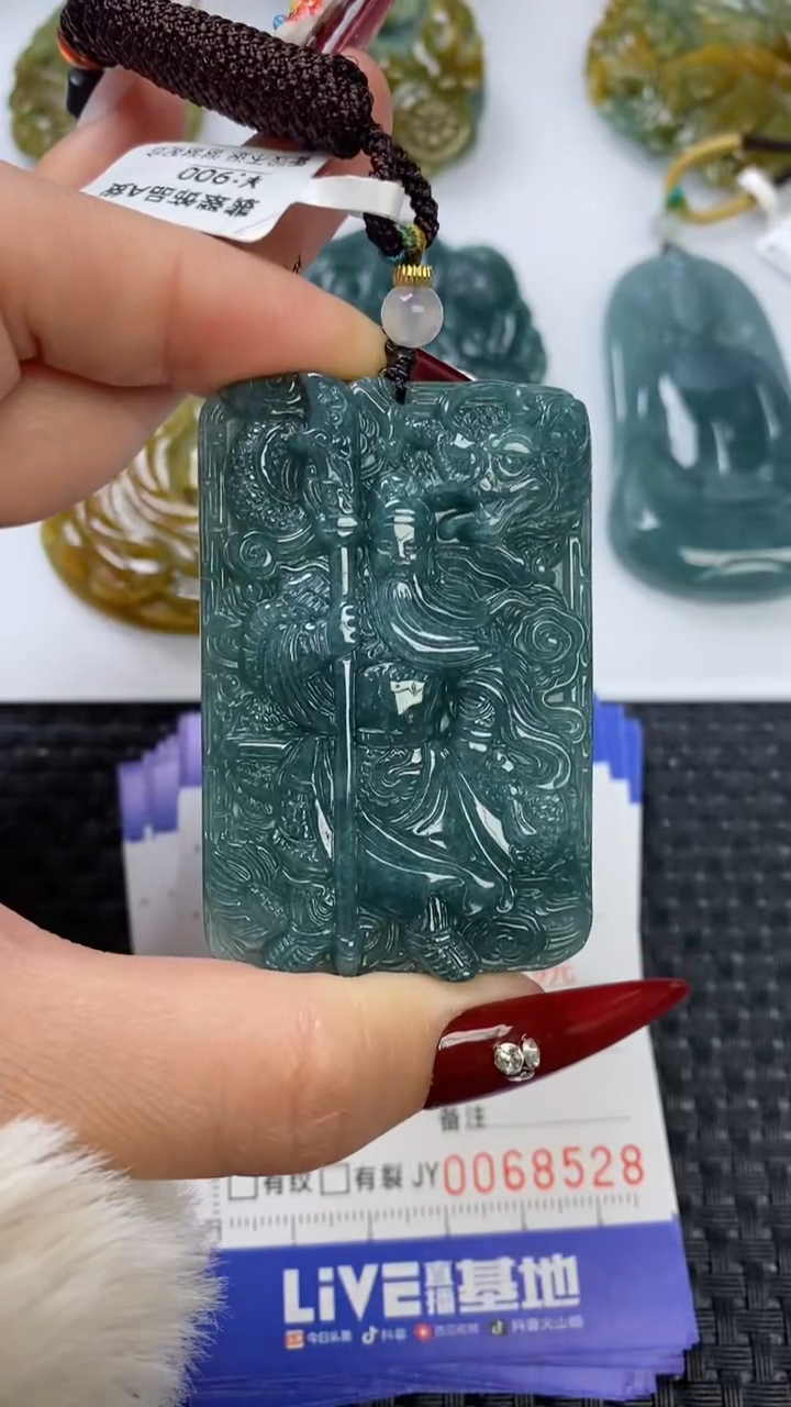 【闪购商品】翡翠颈饰未镶嵌111111111111111