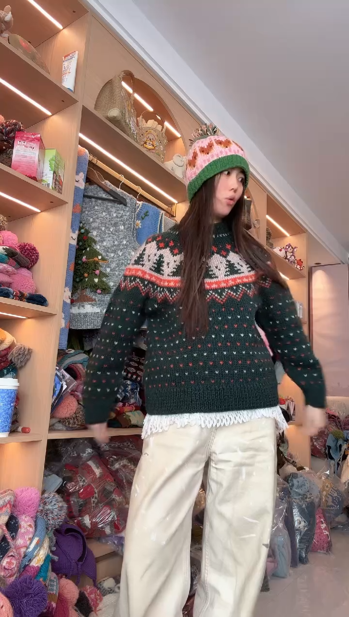 羊毛绿色圣诞套头毛衣