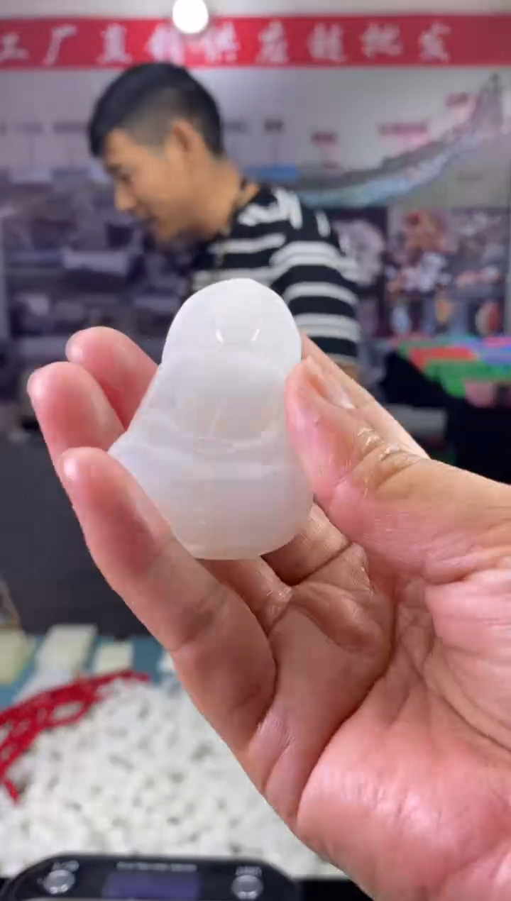 天然玉石未镶嵌颈饰