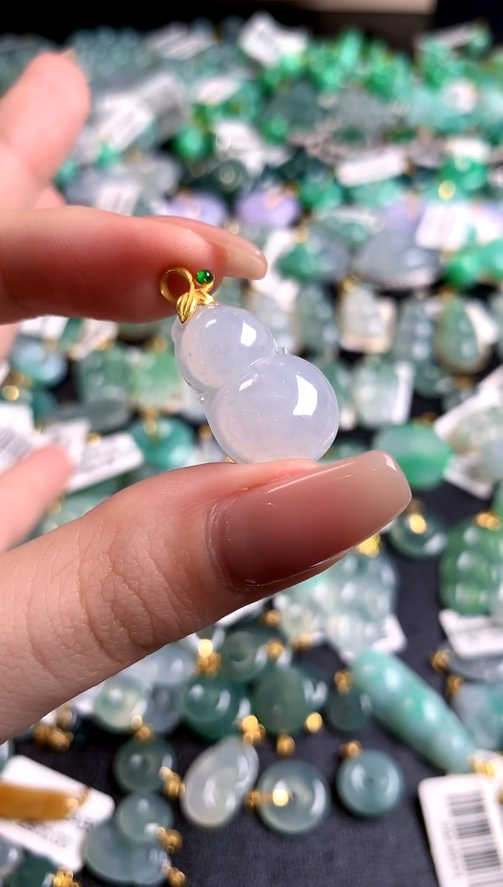 【闪购商品】翡翠颈饰18K金镶嵌0665104121