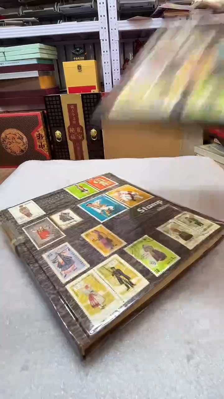 邮票邮册0252        共2本