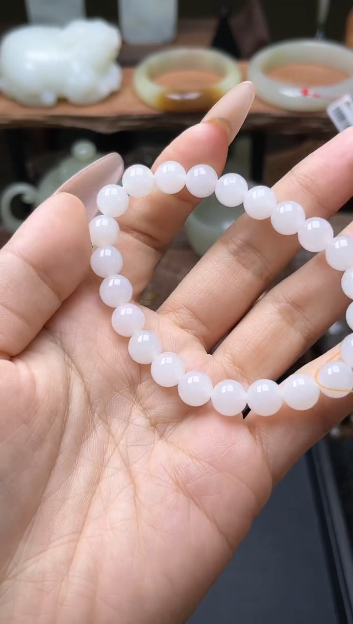 【闪购商品】和田玉手串未镶嵌卡8且末天泰白玉 圆珠A+ 31436
