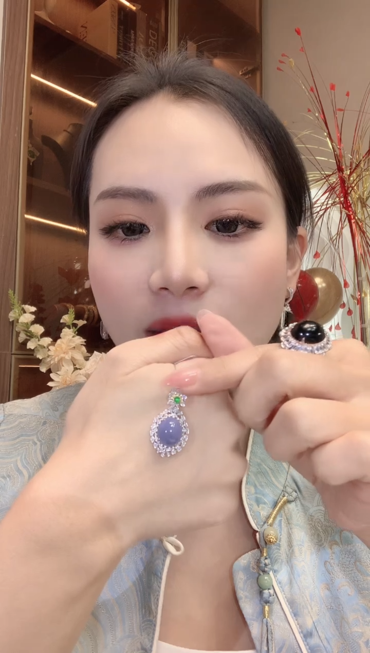 【闪购商品】翡翠吊坠(不含链)18K金镶嵌D4 紫货有一定色差