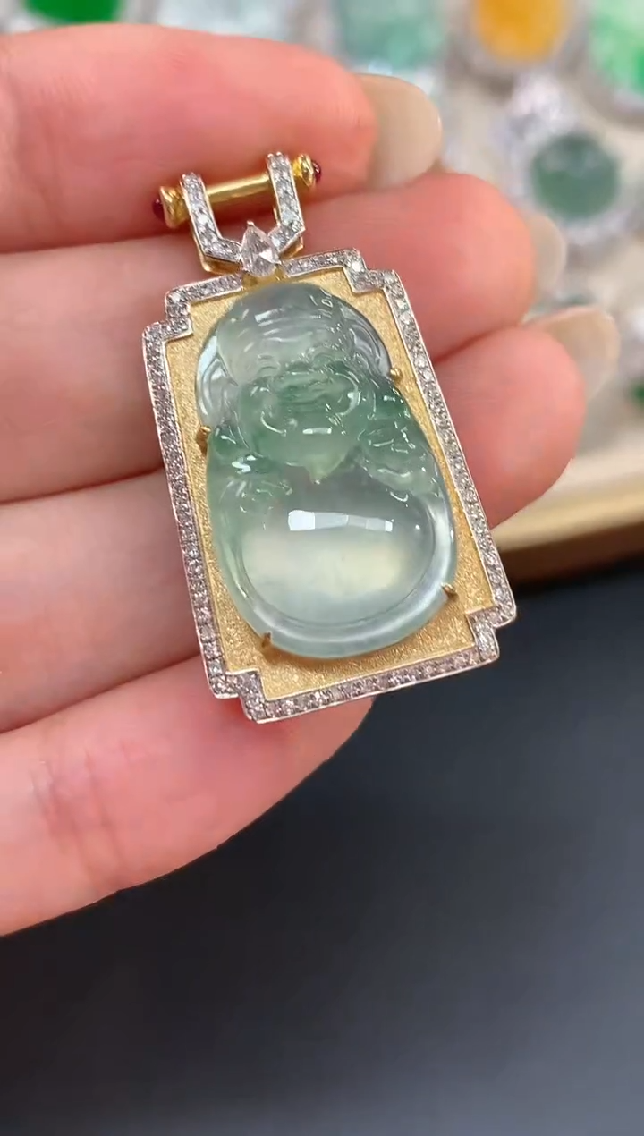 【闪购商品】翡翠吊坠(不含链)18K金镶嵌A700|13800