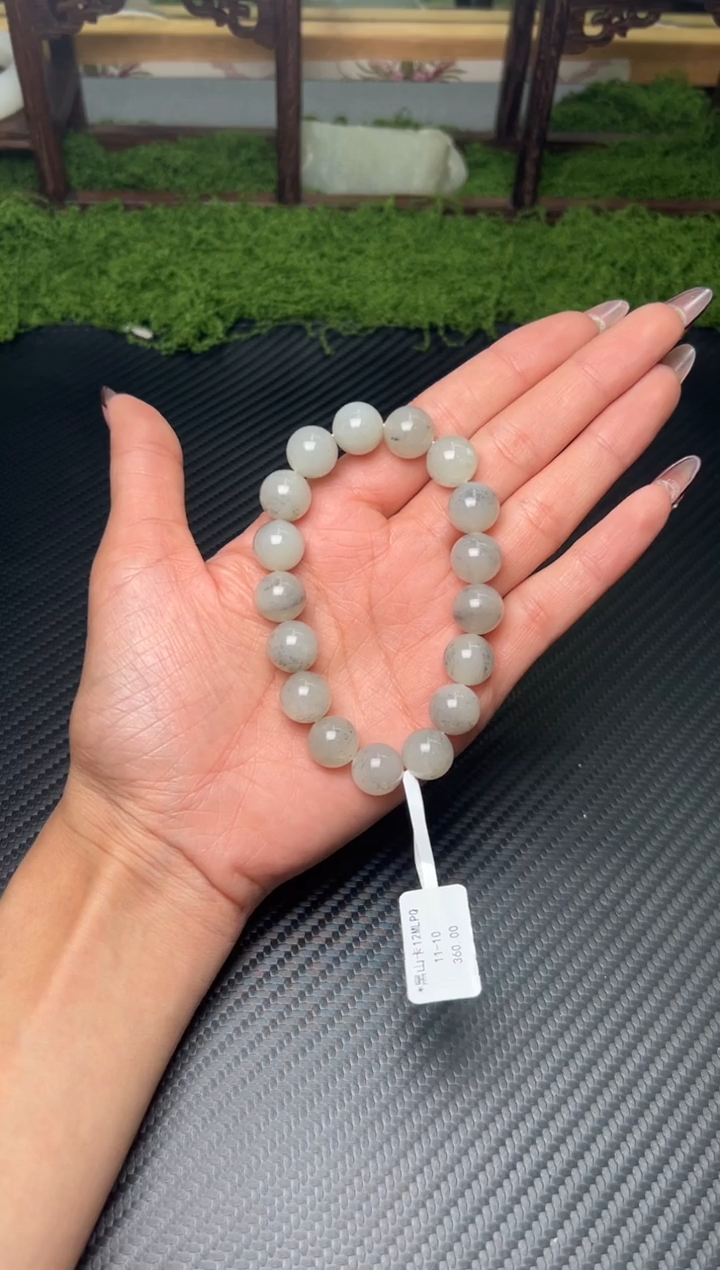 未镶嵌手串和田玉黑山微色差卡12MLPQ