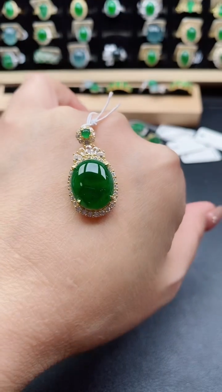吊坠(赠链)银S925镶嵌翡翠1
