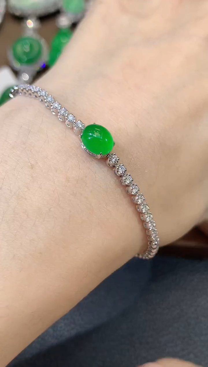 18K金镶嵌手链翡翠D17