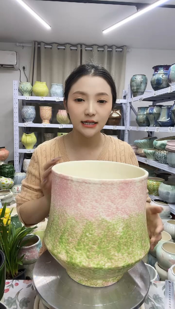 【12.7号】  花盆  高 ：26    口：22